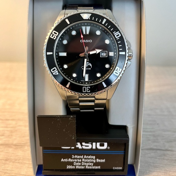Casio Duro 44mm Dive Watch - Picture 2 of 5
